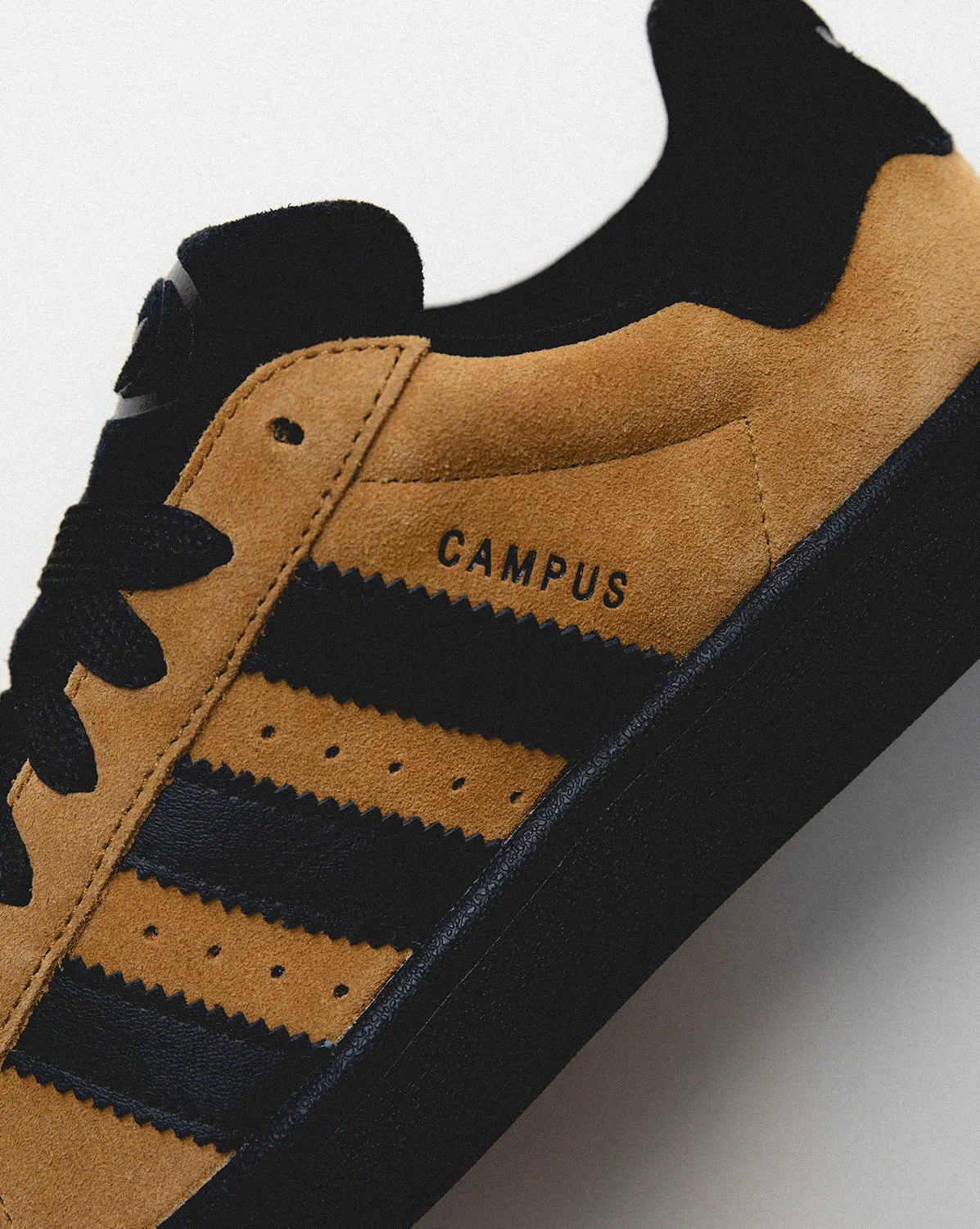 Adidas Campus 00s