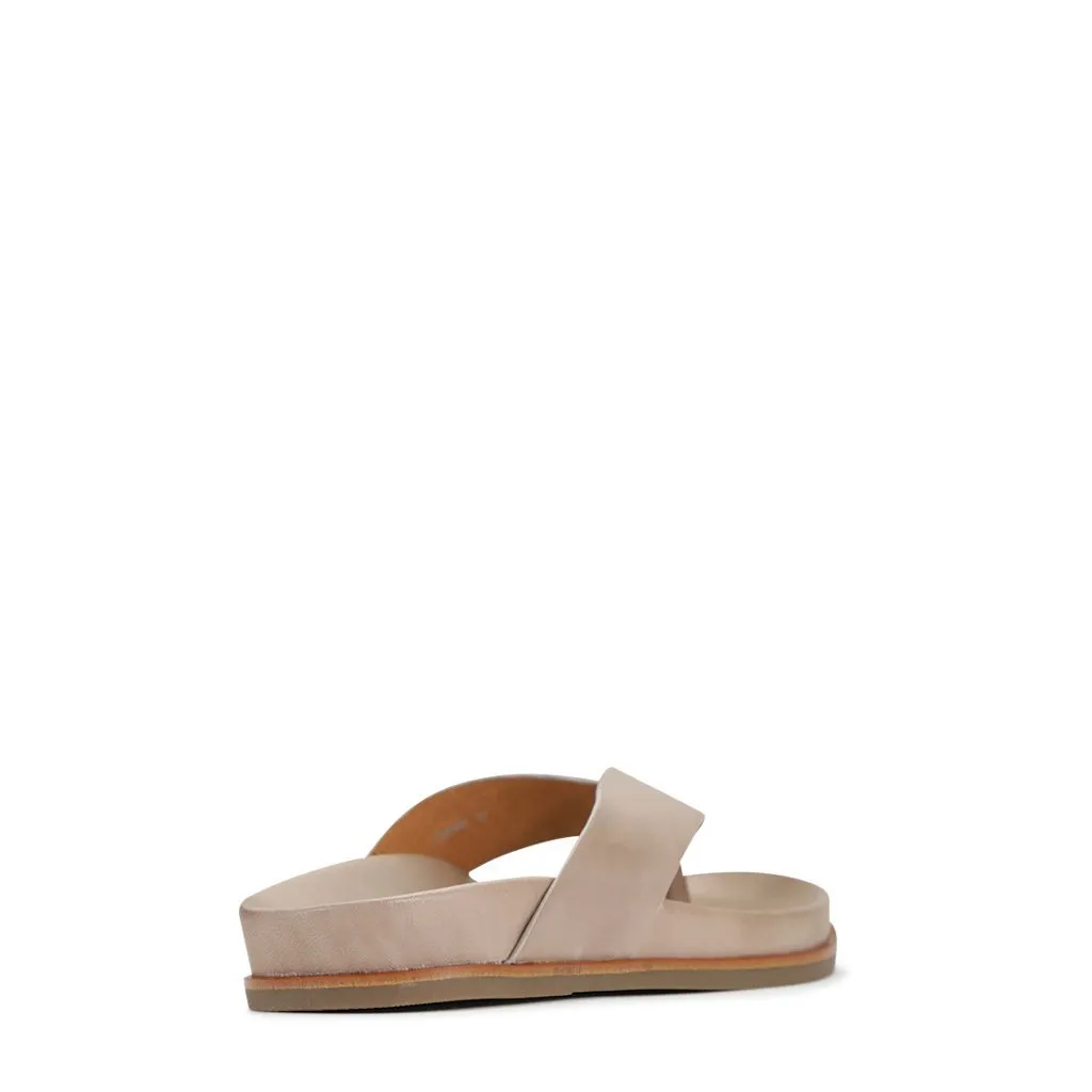 CARMEL LEATHER SANDAL