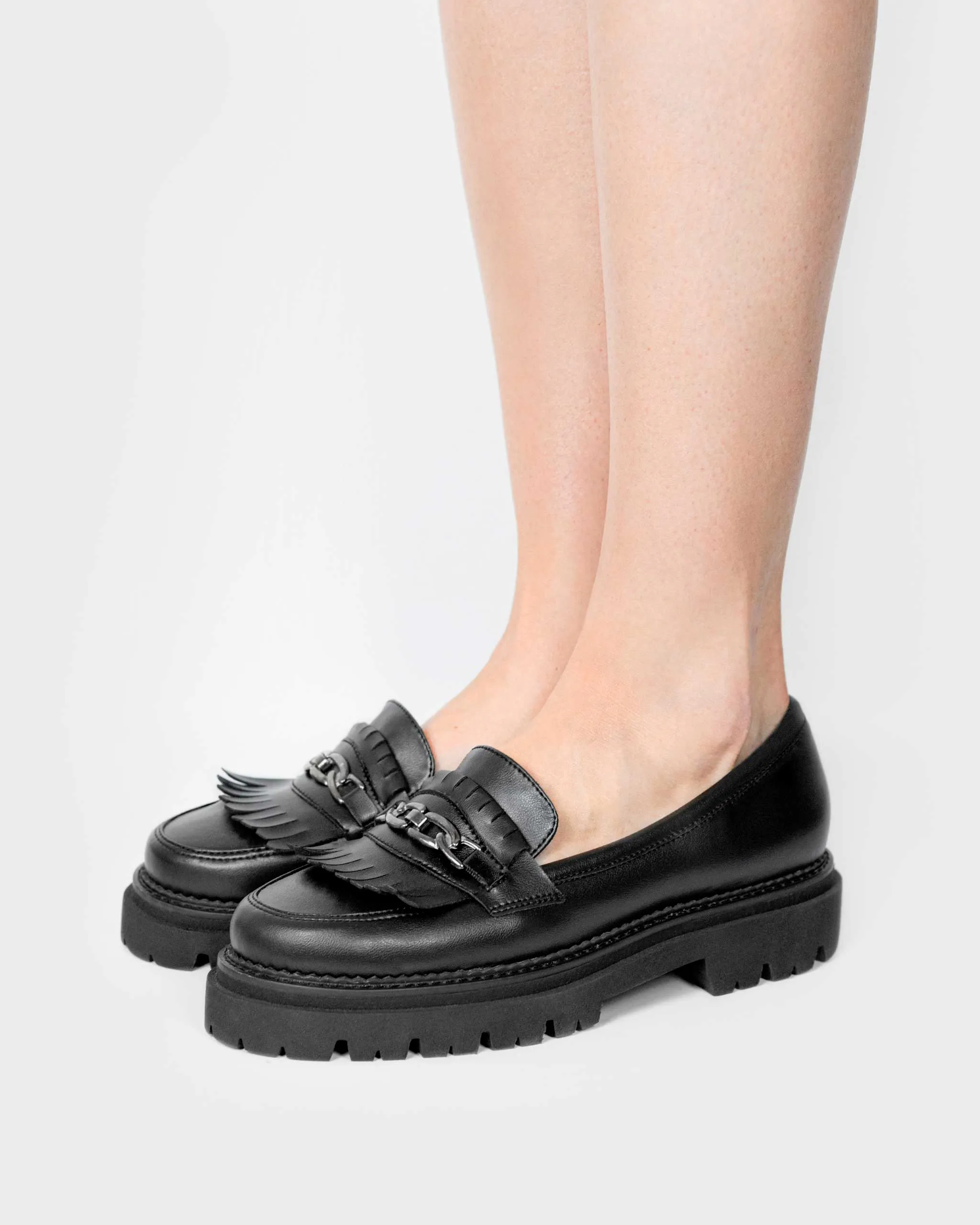 Chunky Grape Leather Vegan Loafers | Black