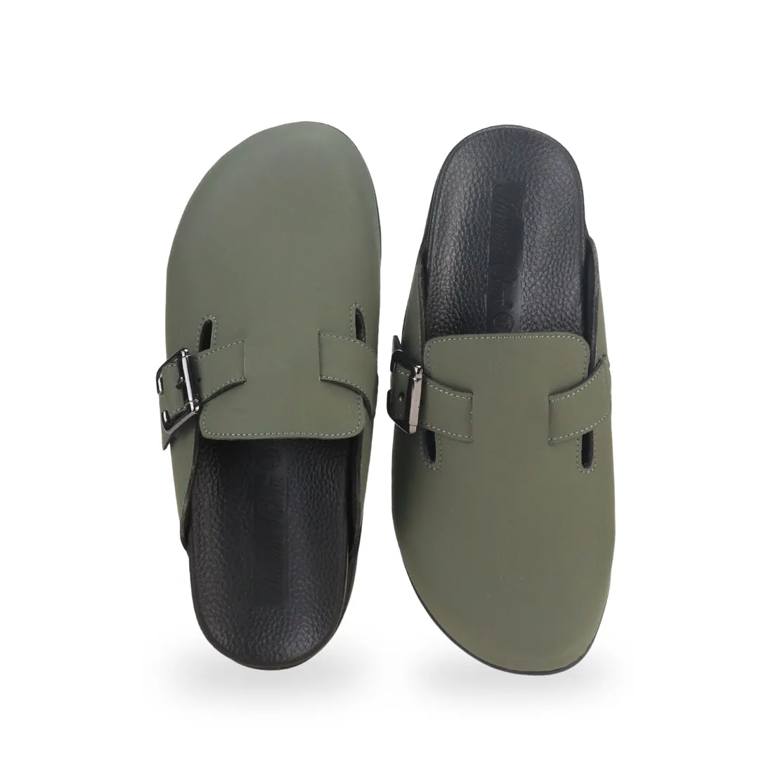 [Extra 20% off at cart][Unisex] Closed Toe Buckle Clog Sandals