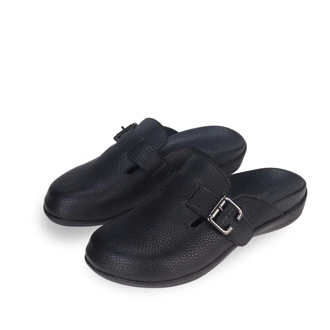 [Extra 20% off at cart][Unisex] Closed Toe Buckle Clog Sandals