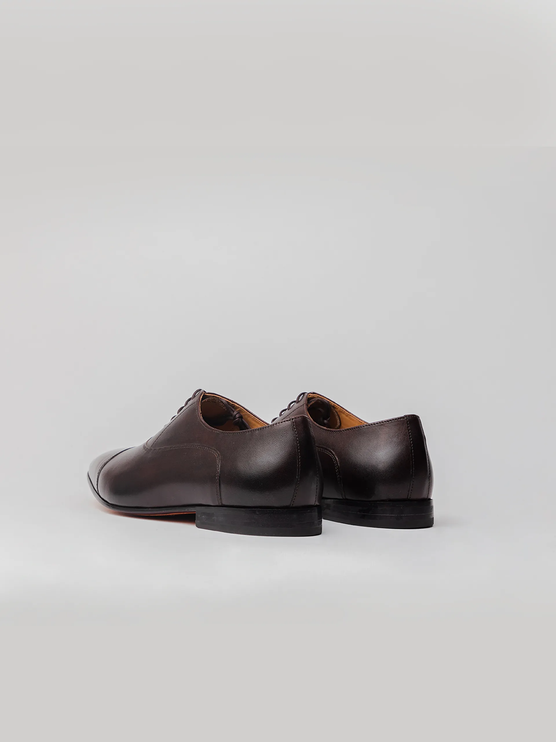 Maverick Toecap Oxford - Dark Brown