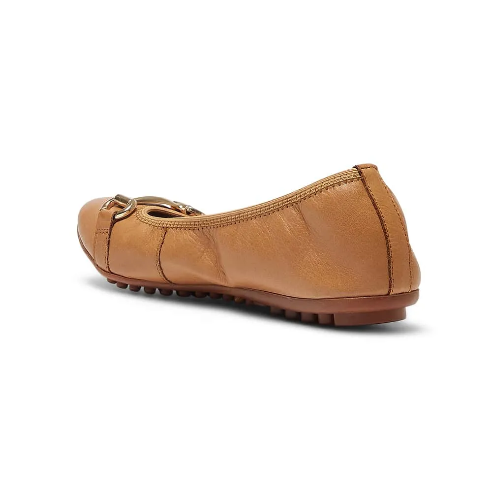 Pilgrim Flat in Tan Leather