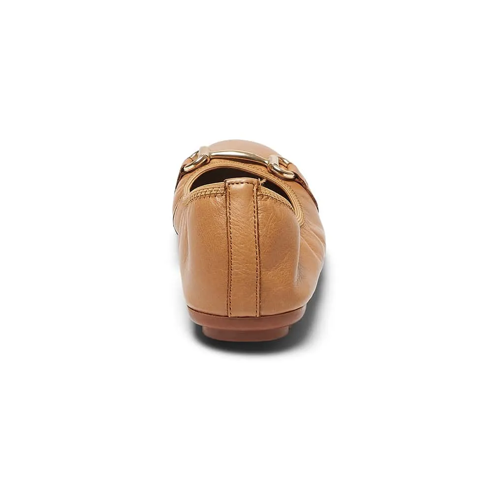 Pilgrim Flat in Tan Leather