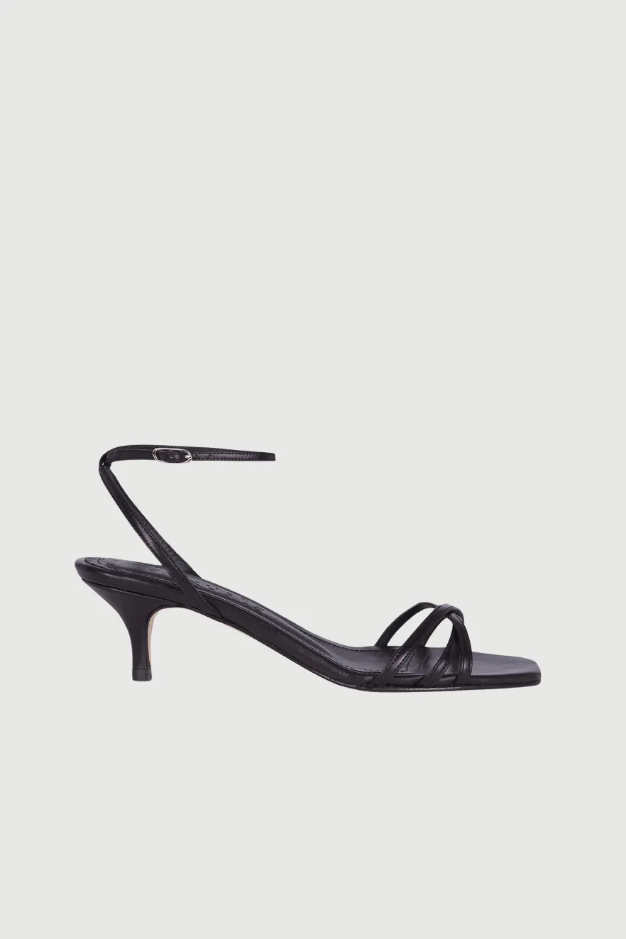 Uma Sandals in Black Leather