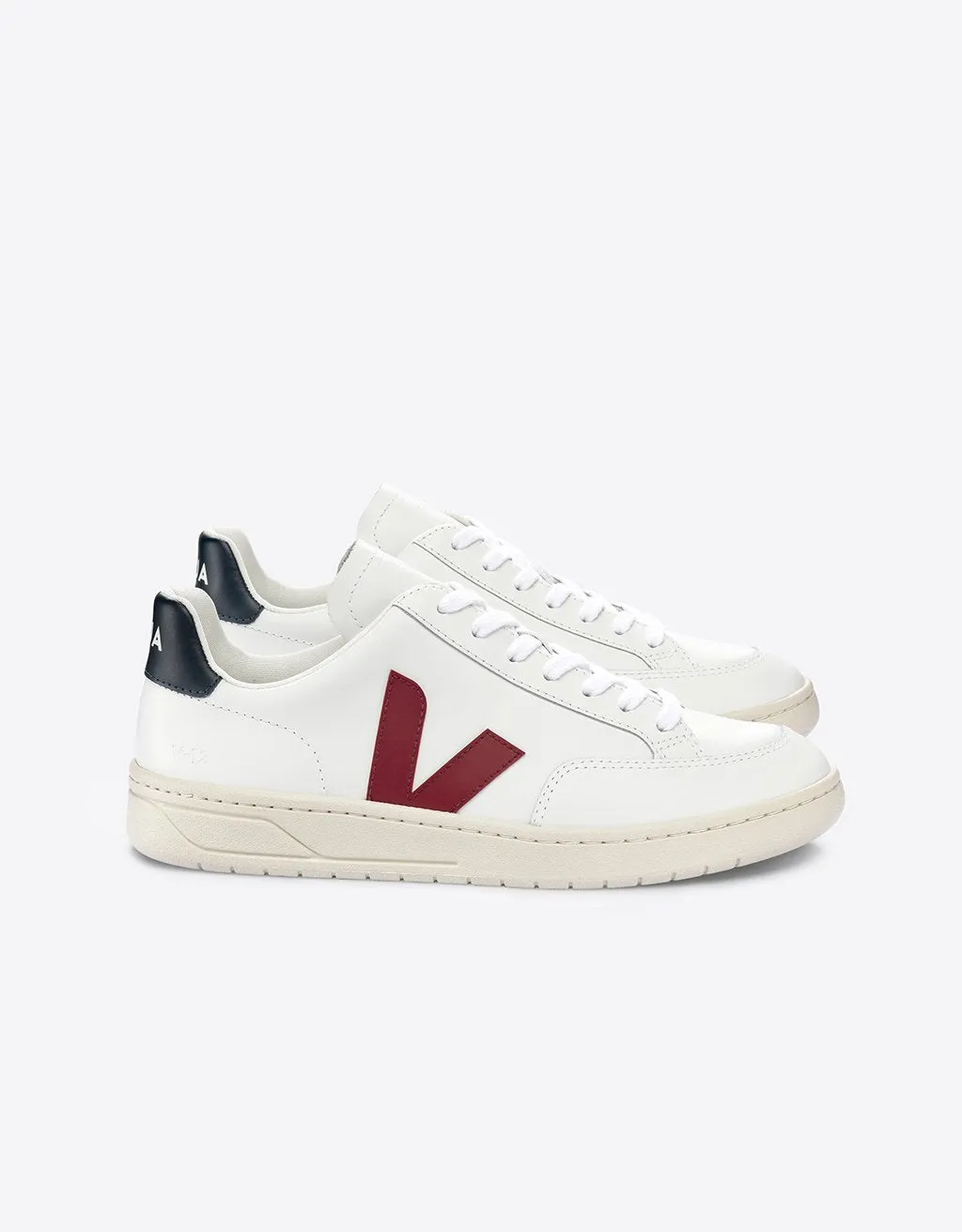 veja v12 sneakers